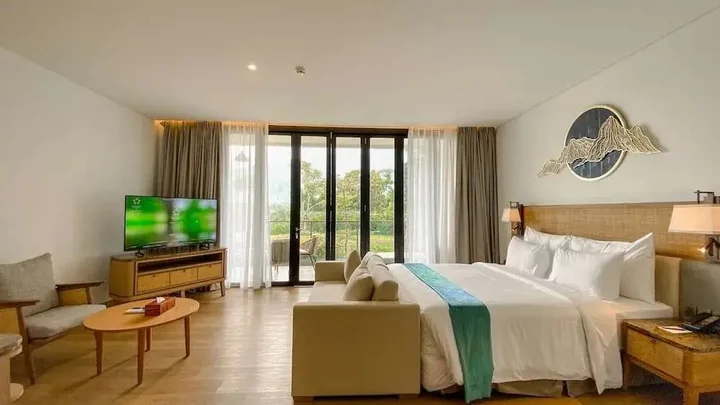 Озеро Тоба: Marianna Resort & Convention Tuktuk Samosir