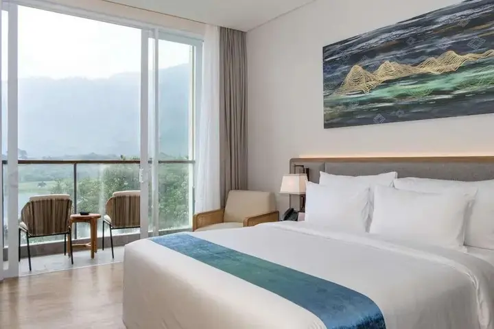 Озеро Тоба: Marianna Resort & Convention Tuktuk Samosir