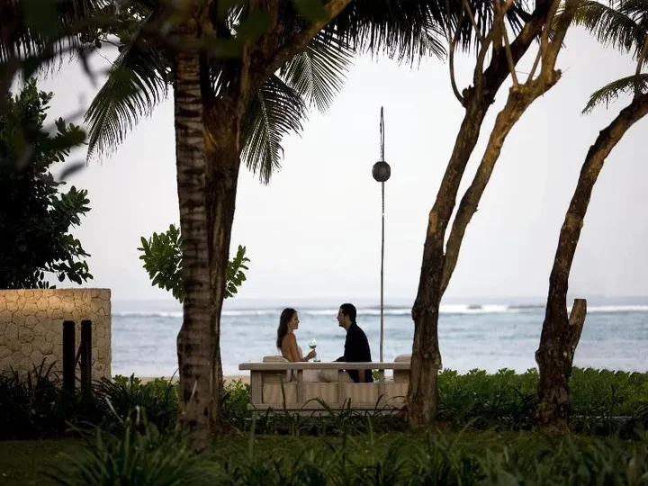Беноа: The Royal Santrian Serenity Villas By The Sea