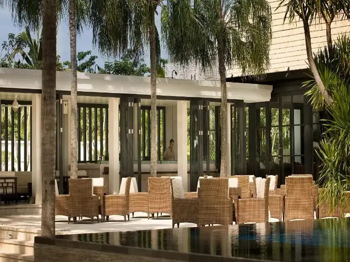 Беноа: The Royal Santrian Serenity Villas By The Sea