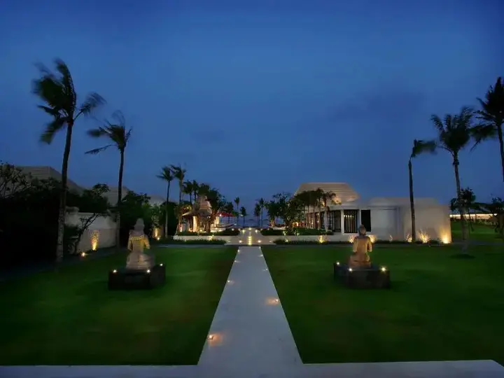 Беноа: The Royal Santrian Serenity Villas By The Sea