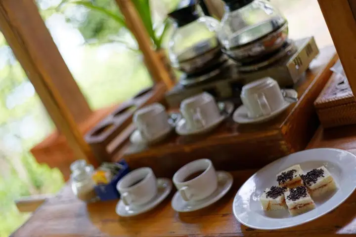 Педжаракан: Menjangan Ecolodge