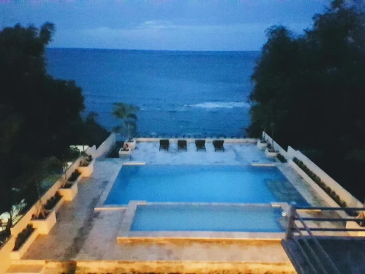 Бунутан: Ocean Resort Amed