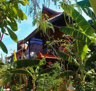 Гили-Мено: Little Bali Restaurant - Mahogany Cottage