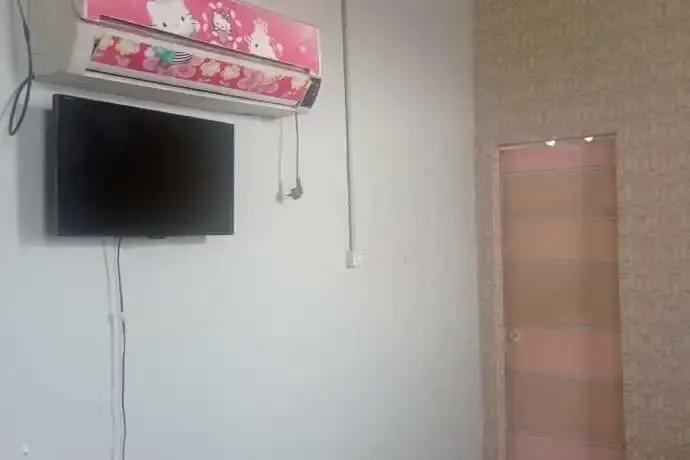 Пеканбару: SPOT ON 93270 Handisa Homestay SyariahNearKedai Kopi Atien