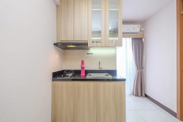 Депок: Homey And Nice 2Br At Cinere Resort Apartment