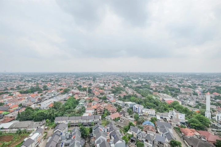Депок: Homey And Nice 2Br At Cinere Resort Apartment
