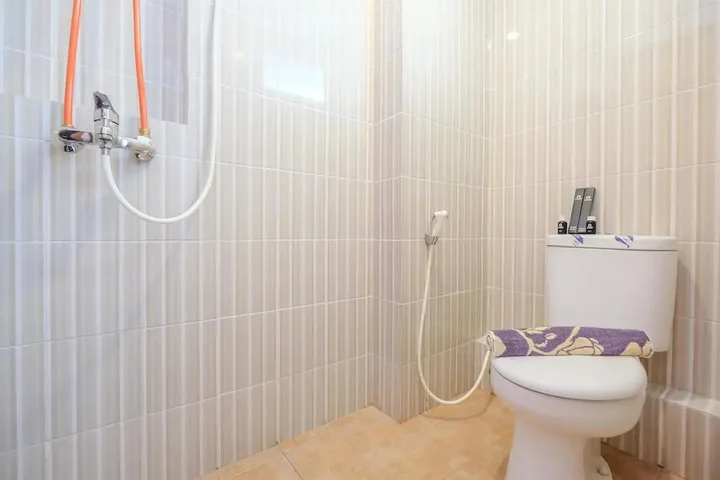 Депок: Homey And Nice 2Br At Cinere Resort Apartment