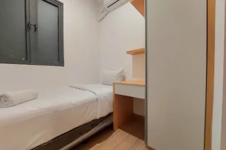 Legok: Exclusive And Homey 3Br Sky House Bsd Apartment