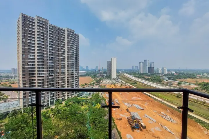 Legok: Exclusive And Homey 3Br Sky House Bsd Apartment