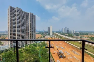 Legok: Exclusive And Homey 3Br Sky House Bsd Apartment