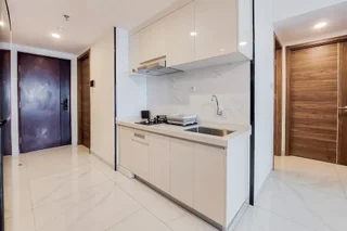 Legok: Exclusive And Homey 3Br Sky House Bsd Apartment