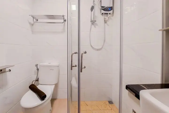 Legok: Exclusive And Homey 3Br Sky House Bsd Apartment