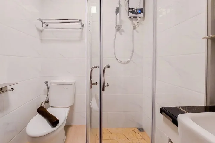 Legok: Exclusive And Homey 3Br Sky House Bsd Apartment