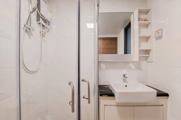 Legok: Exclusive And Homey 3Br Sky House Bsd Apartment