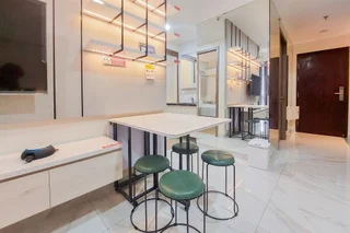 Legok: Elegant And Strategic 2Br Sky House Bsd Apartment Near Ice Bsd