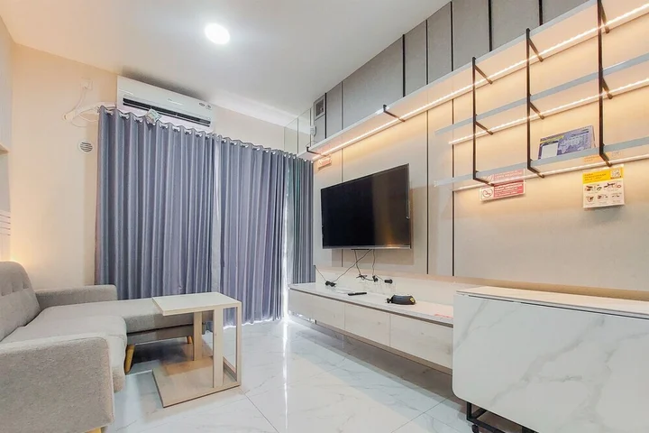 Legok: Elegant And Strategic 2Br Sky House Bsd Apartment Near Ice Bsd
