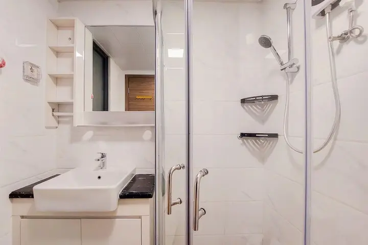 Legok: Strategic And Simple 3Br Sky House Bsd Apartment