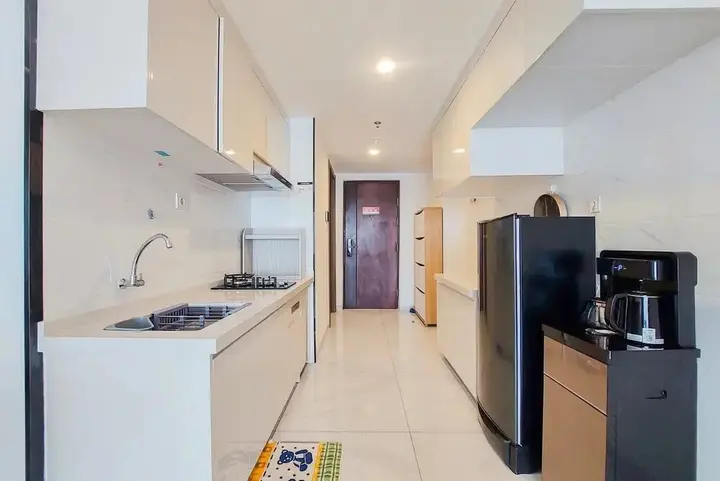 Legok: Strategic And Simple 3Br Sky House Bsd Apartment
