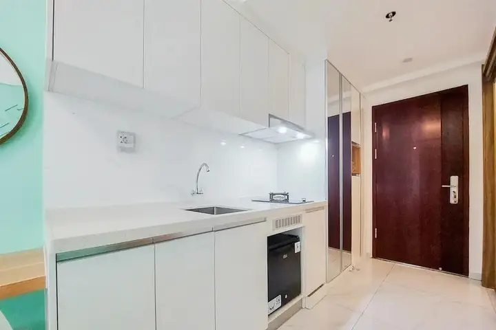 Modern Look Studio At Sky House Alam Sutera Apartment — фото 4