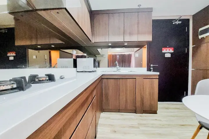 Legok: Homey And Modern 2Br At Casa De Parco Apartment