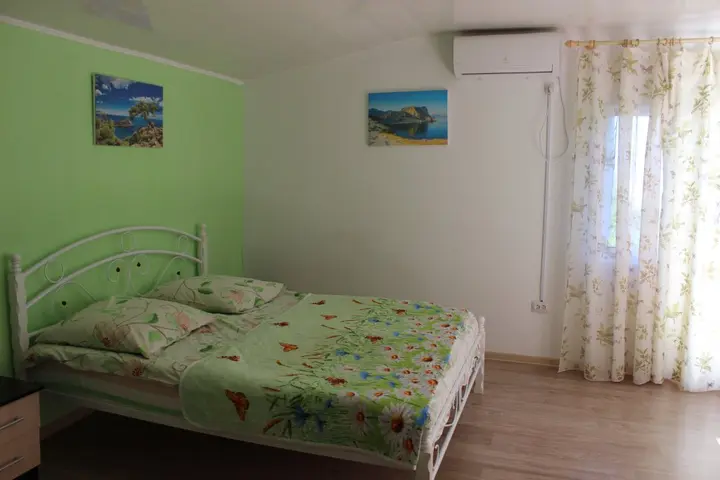 Кореиз: Гостевой дом Platan