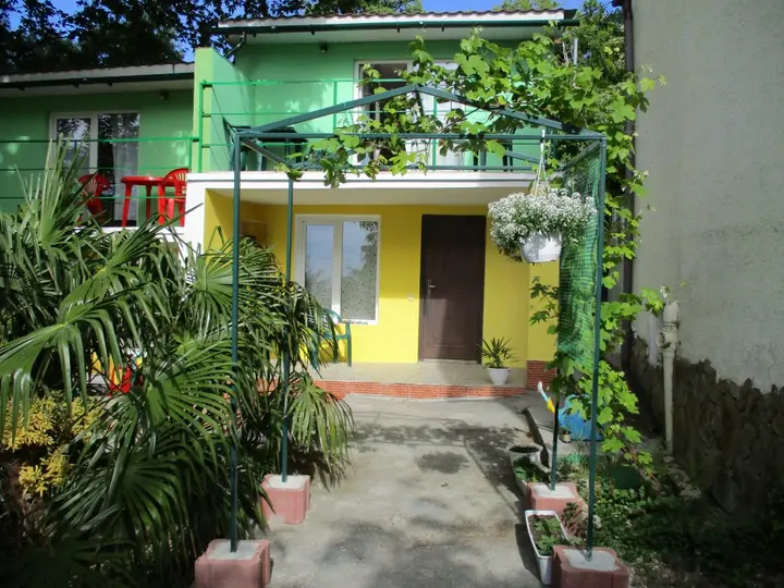 Кореиз: Гостевой дом Platan