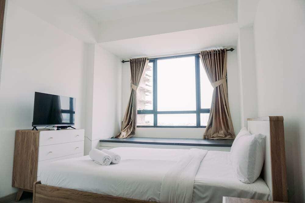 Тангеранг: Homey And Comfort Living Studio Collins Boulevard Apartment