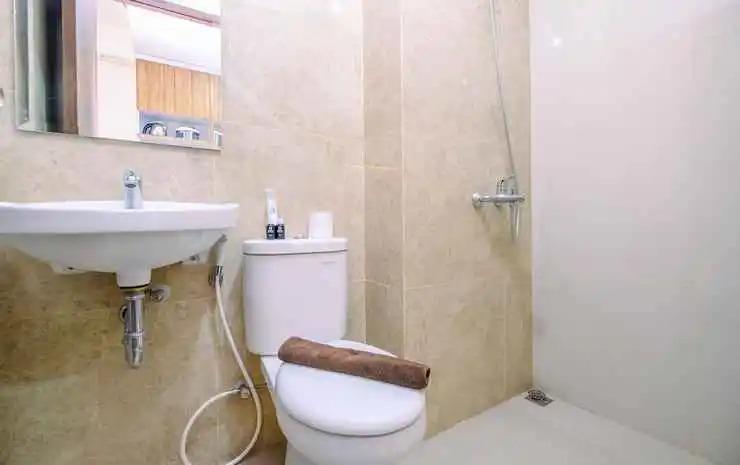 Депок: Modern And Comfy Studio At Transpark Cibubur Apartment