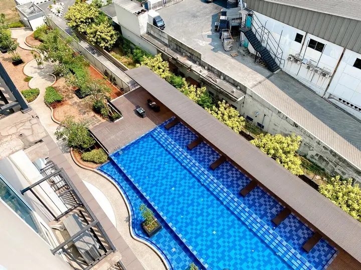 Чикаранг: Homey And Compact Studio At Azalea Suites Apartment