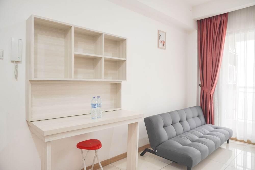 Legok: Minimalist And Homey 1Br M-Town Signature Apartment
