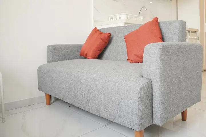 Homey And Well Furnished Studio Sky House Alam Sutera Apartment — фото 4