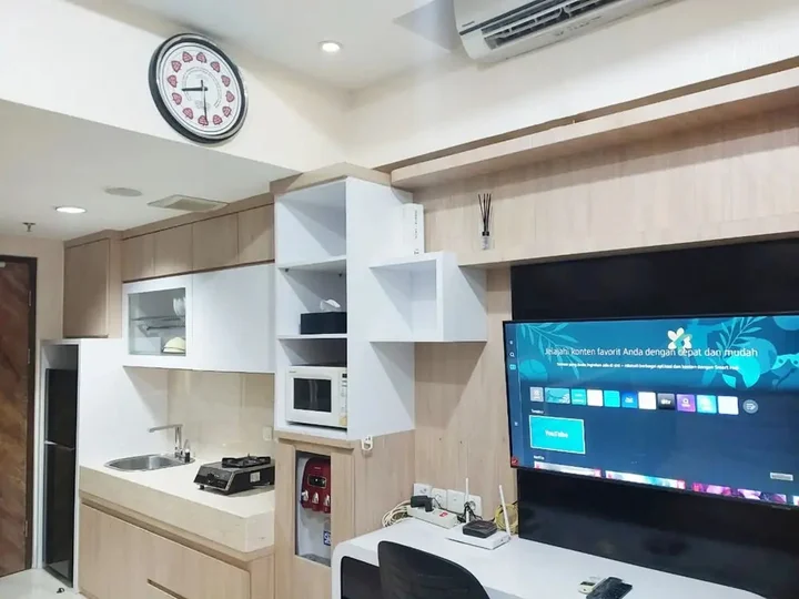 Депок: Modern Look 1Br At Uttara The Icon Apartment