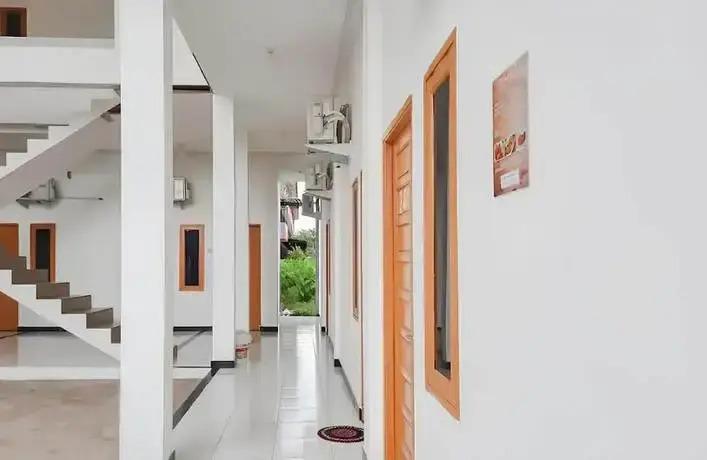 Понтианак: Oyo 93306 Homestay Permana Supadio Airport