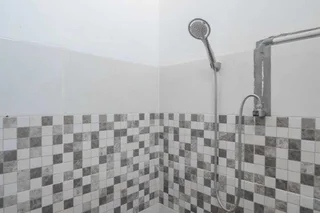 Баликпапан: Oyo 93306 Rinjani Guest House