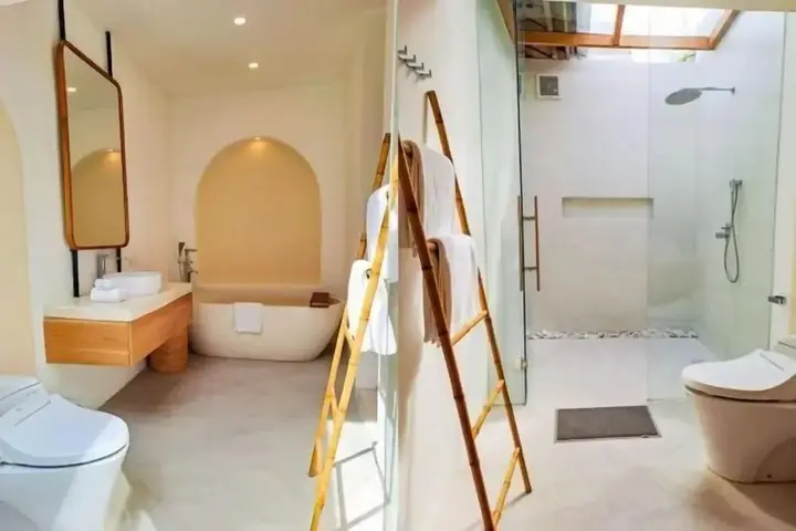 Чангу: Peaceful Retreat 3 Bedrooms Villa Nelayan Beach