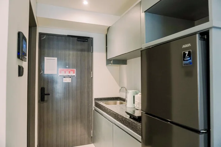 Legok: Good Choice And Nice Studio Apartment At Carstensz Residence