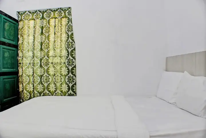 Сиамис: OYO Life 91504 De Vila Ungu Syariah