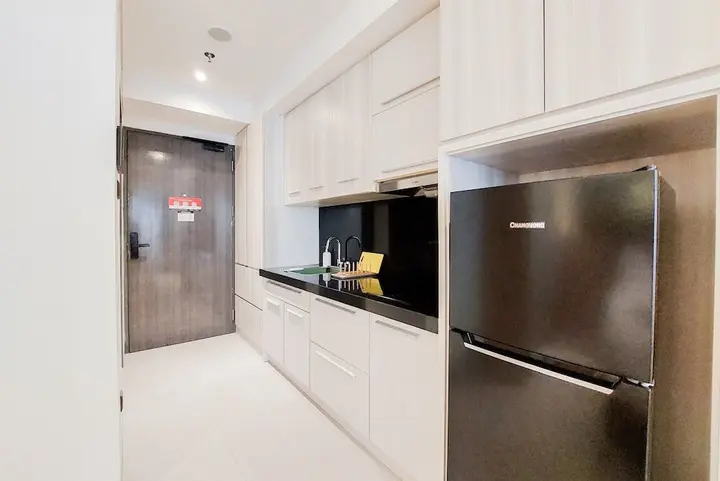 Legok: Fancy And Nice Studio Apartment Carstensz Residence