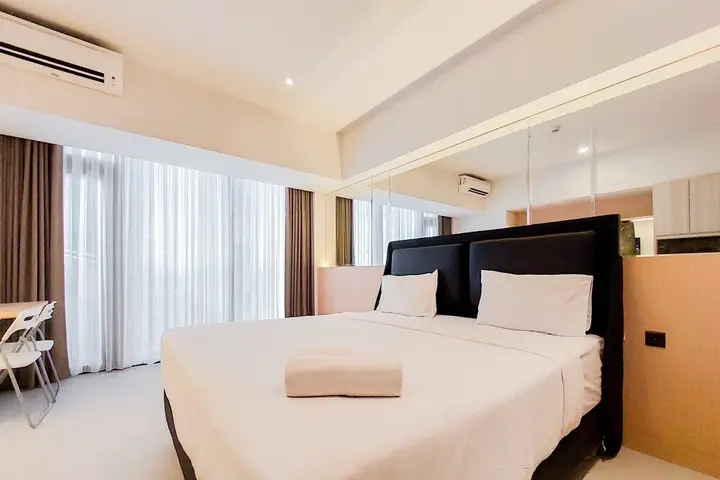 Fancy And Nice Studio Apartment Carstensz Residence — фото 4