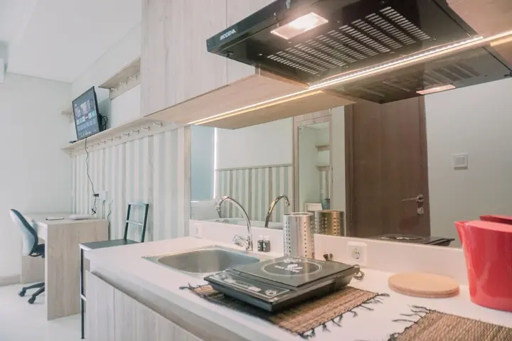 Legok: Good Choice And Homey Studio Apartment At B Residence