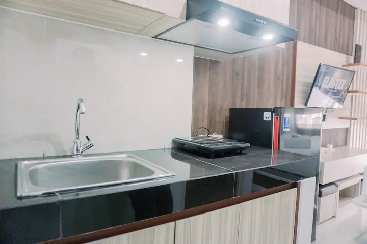 Legok: Homey And Relaxing Studio Serpong Garden Apartment