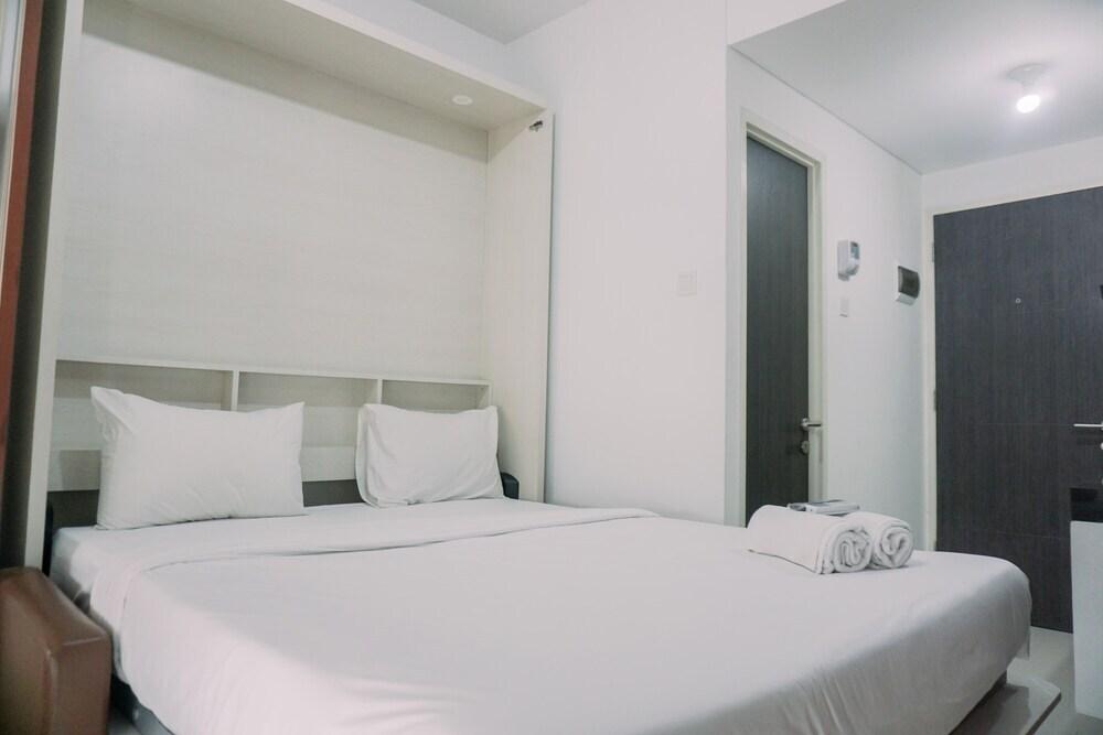 Homey And Relaxing Studio Serpong Garden Apartment — фото 3