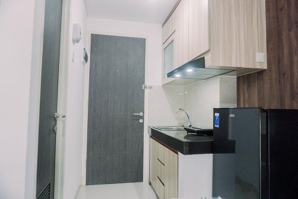Legok: Homey And Relaxing Studio Serpong Garden Apartment