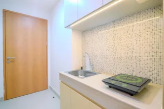 Депок: Minimalist Studio At Evenciio Margonda Apartment