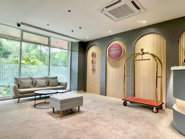 Южный Тангеранг: Nemuru Hotel Ciputat