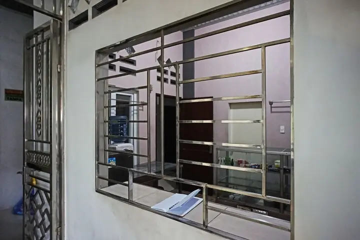Медан: OYO 93355 Maestro Home Syariah