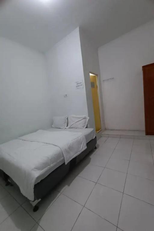 Пеканбару: Spot on 93431 Pondok Sugie SyariahNearJembatan Siak