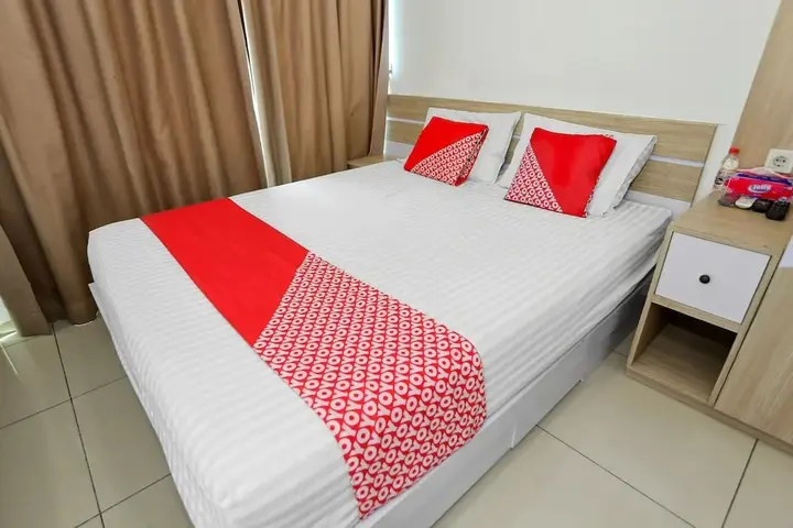 Тангеранг: OYO 93432 Tree Room Hotel