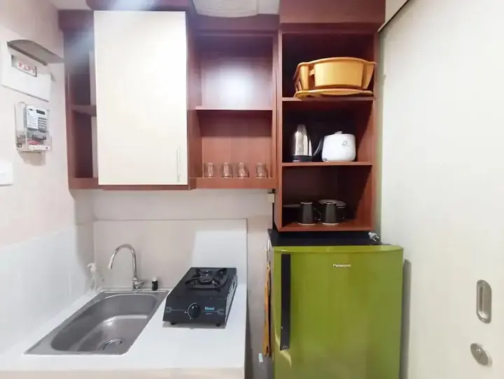 Семаранг: Modern Look And Homey Studio Amartha View Apartment